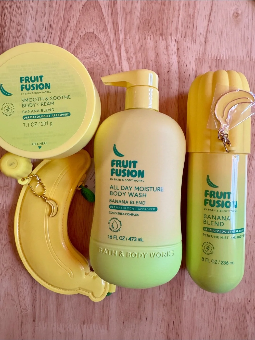 Bath & Body Works 5Piece Fruit Fusion Banana Blend Body Set- Yellow